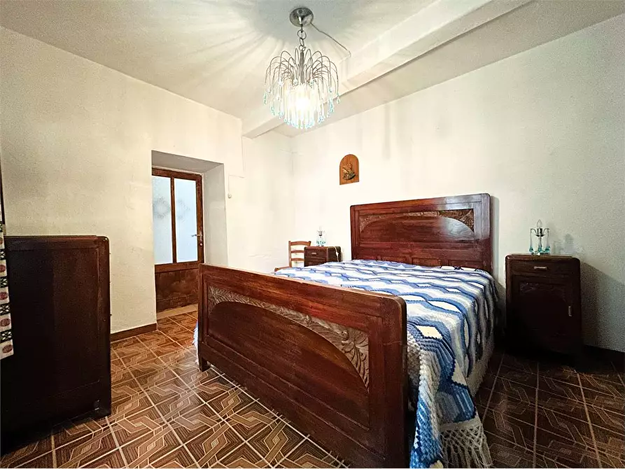 Immagine 11 di Casa indipendente in vendita  in Frazione Chionea  a Ormea