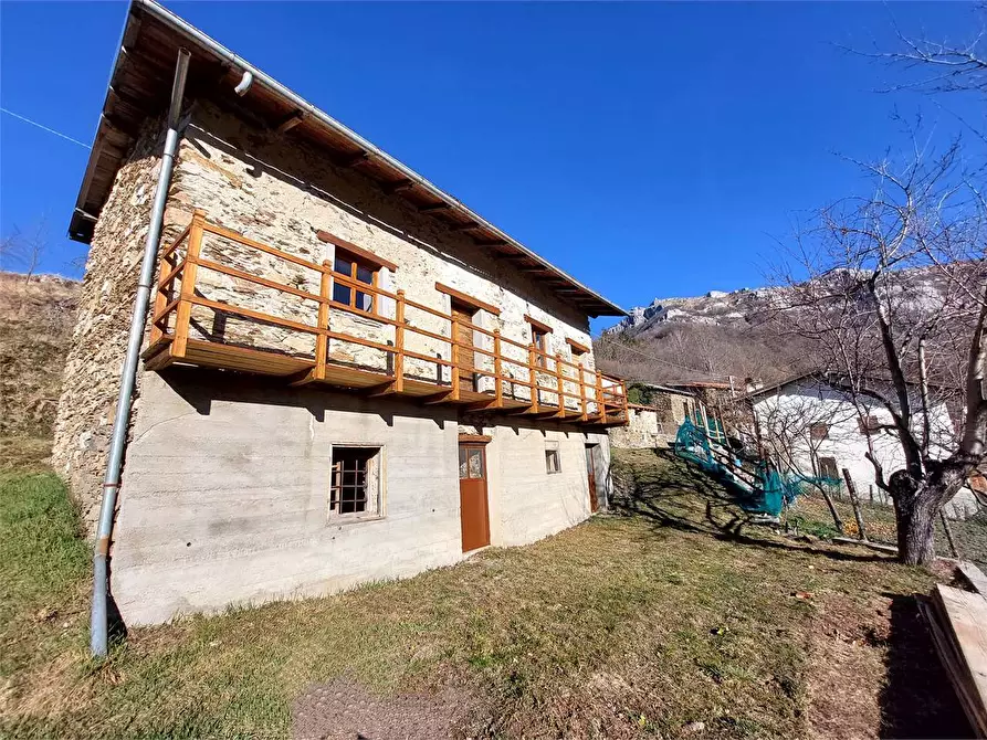 Immagine 6 di Rustico / casale in vendita  in Località Calcagnea a Ormea