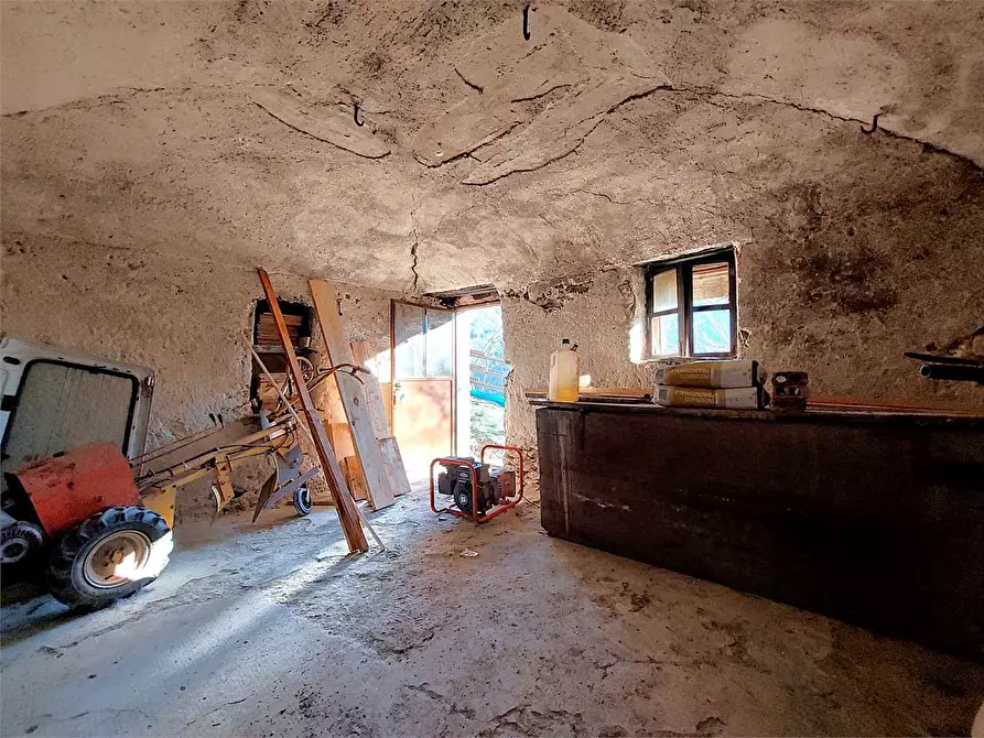 Immagine 29 di Rustico / casale in vendita  in Località Calcagnea a Ormea