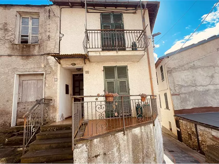 Immagine 1 di Casa indipendente in vendita  in Vico Vigna 9 a Borghetto D'arroscia