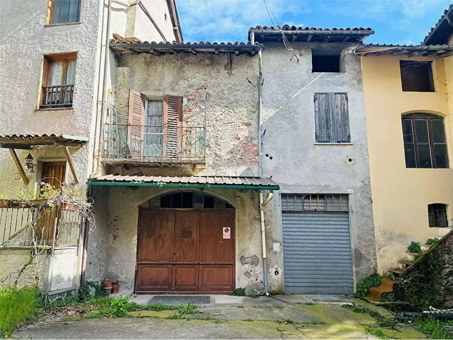Immagine 1 di Garage in vendita  a Garessio