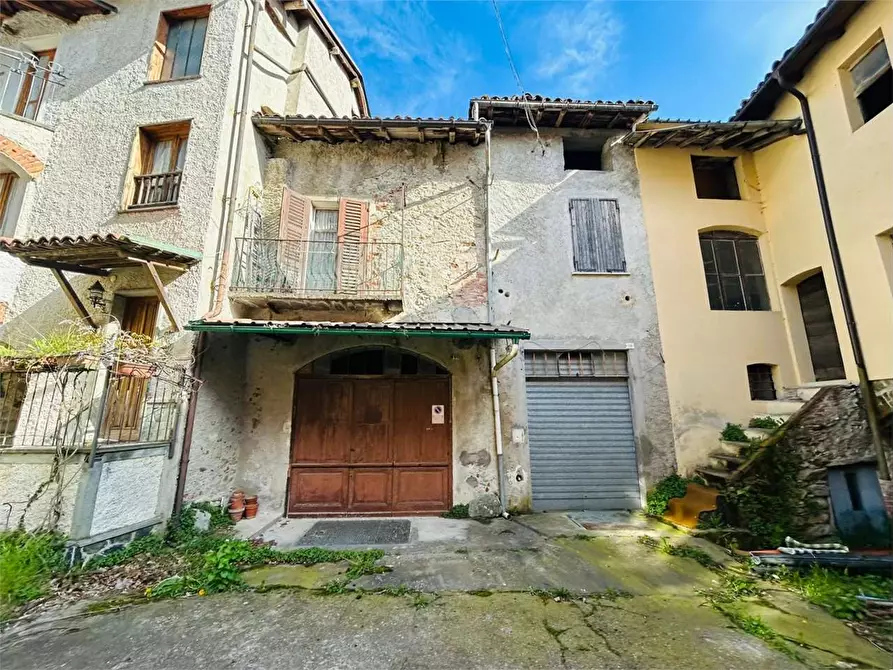 Immagine 5 di Garage in vendita  a Garessio