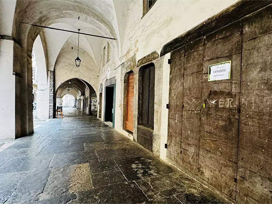 Immagine 3 di Negozio in vendita  in Corso Mario Ponzoni  47 a Pieve Di Teco