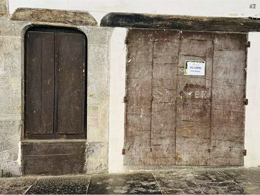 Immagine 1 di Negozio in vendita  in Corso Mario Ponzoni  47 a Pieve Di Teco