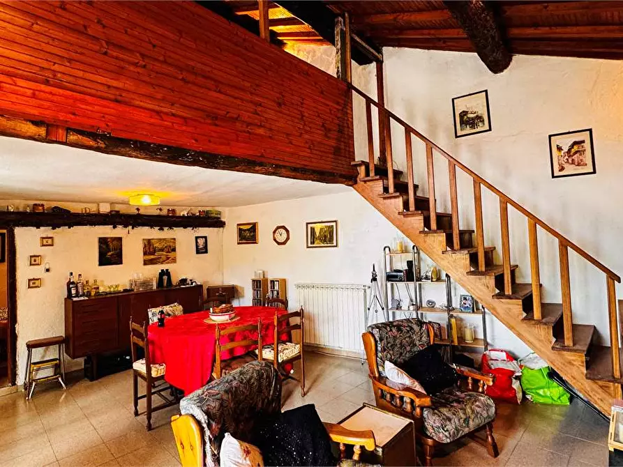 Immagine 1 di Casa indipendente in vendita  in Salita ai prati 2 a Pieve Di Teco