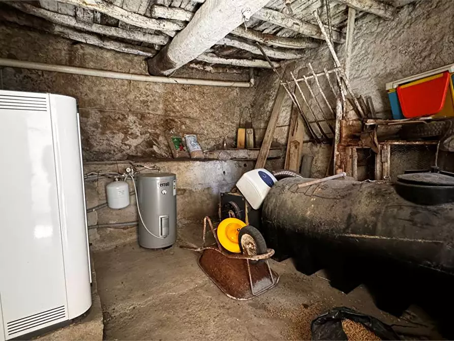 Immagine 37 di Casa indipendente in vendita  in Salita ai prati 2 a Pieve Di Teco