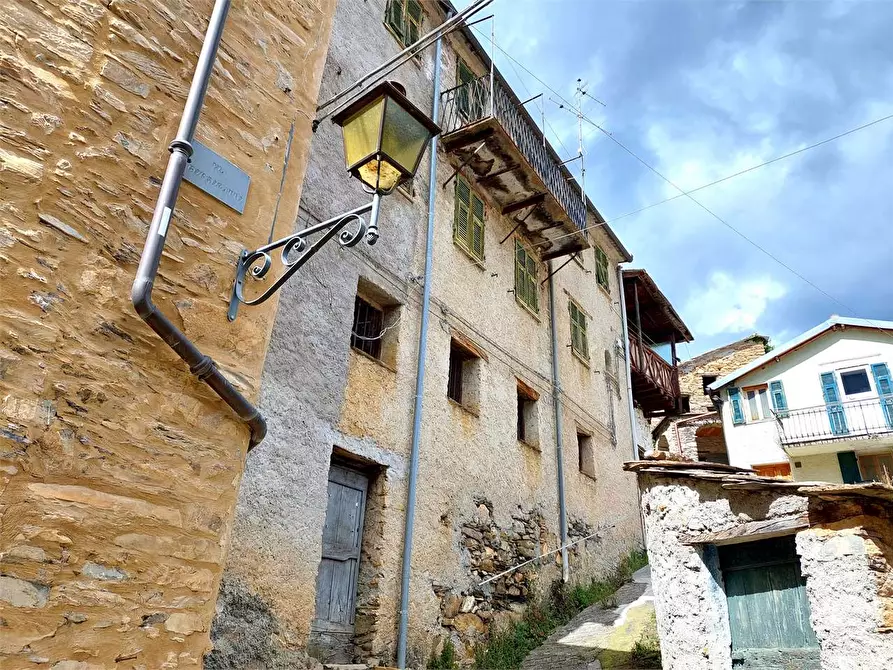 Immagine 34 di Casa indipendente in vendita  in Via Borgoratto 1 a Rezzo