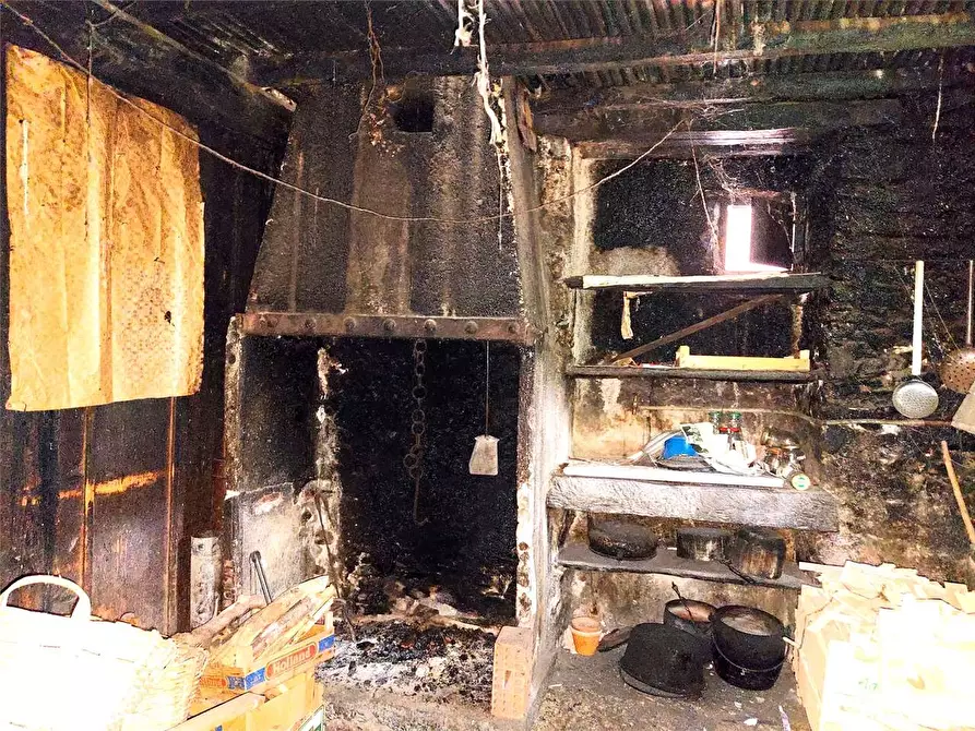 Immagine 17 di Casa indipendente in vendita  in Via Borgoratto 1 a Rezzo