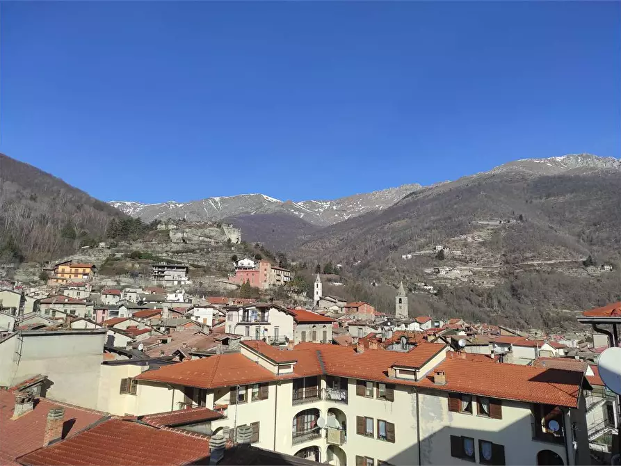 Immagine 9 di Appartamento in vendita  in Viale Cagna 33 a Ormea