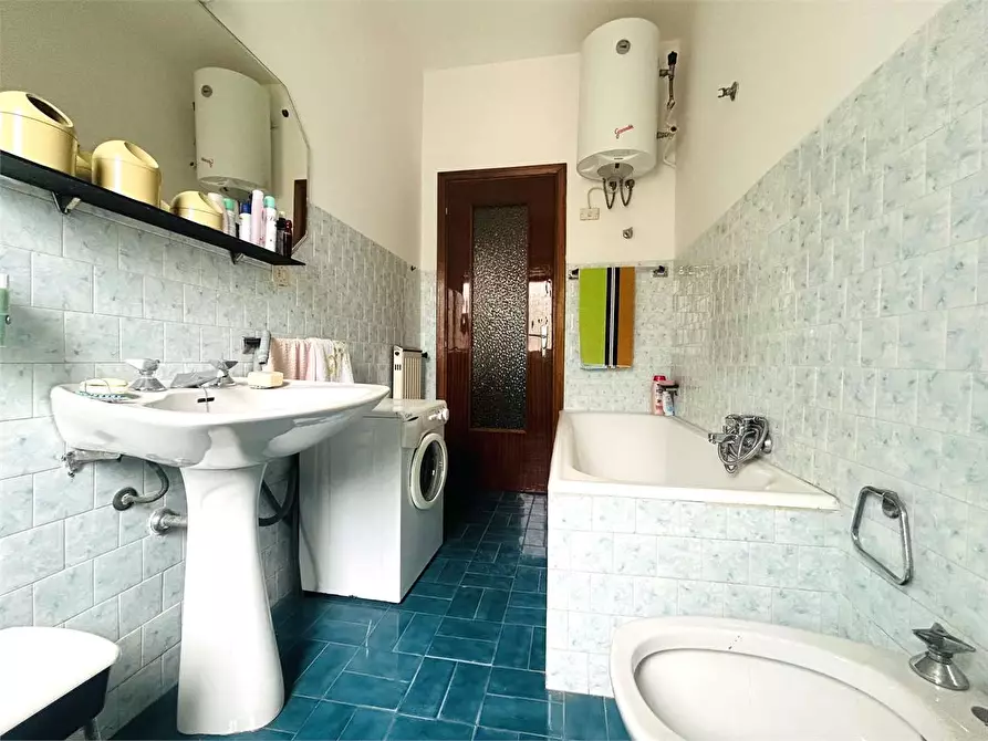 Immagine 17 di Appartamento in vendita  in Viale Cagna 33 a Ormea