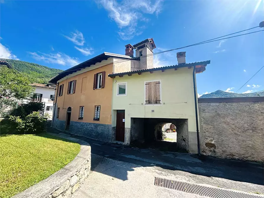 Immagine 1 di Casa indipendente in vendita  in Via Piambernardo 27 a Garessio