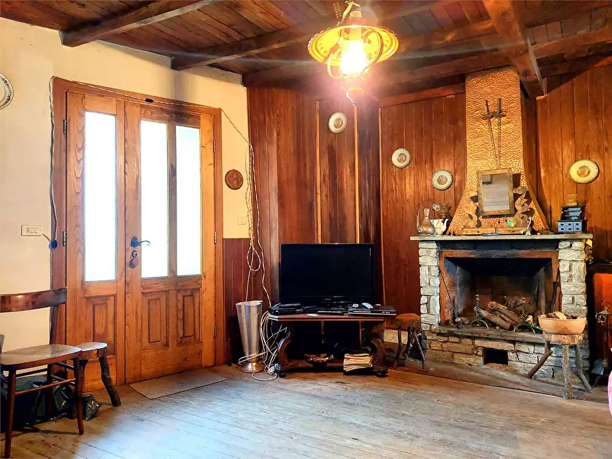 Immagine 16 di Casa indipendente in vendita  in Località San Bernardo  a Mendatica