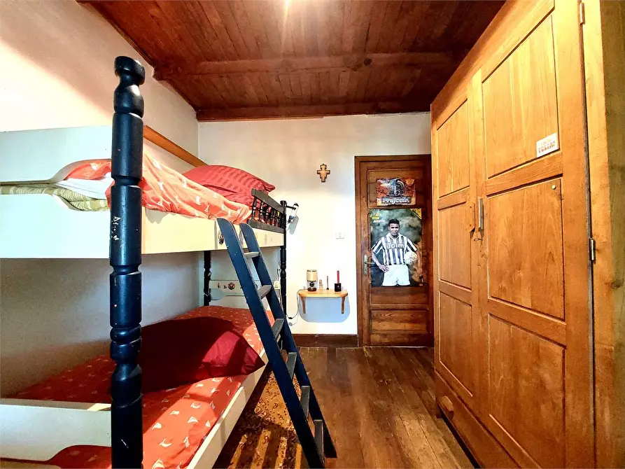 Immagine 27 di Casa indipendente in vendita  in Località San Bernardo  a Mendatica