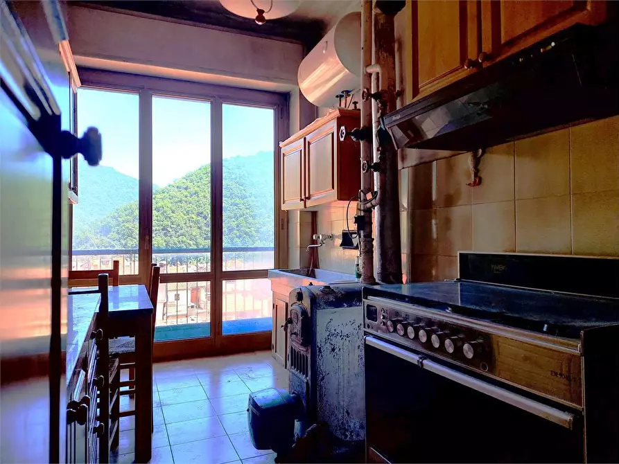 Immagine 13 di Appartamento in vendita  in Piazza della Libertà 3 a Ormea