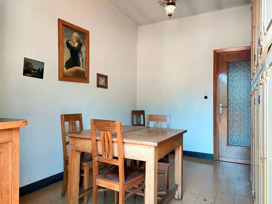 Immagine 18 di Appartamento in vendita  in Piazza della Libertà 3 a Ormea