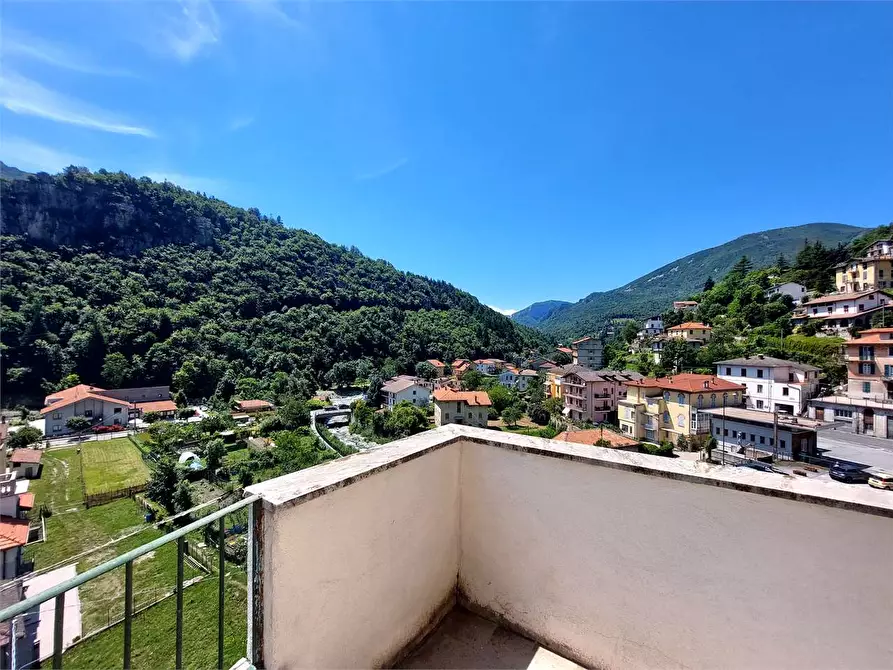 Immagine 4 di Appartamento in vendita  in Piazza della Libertà 3 a Ormea