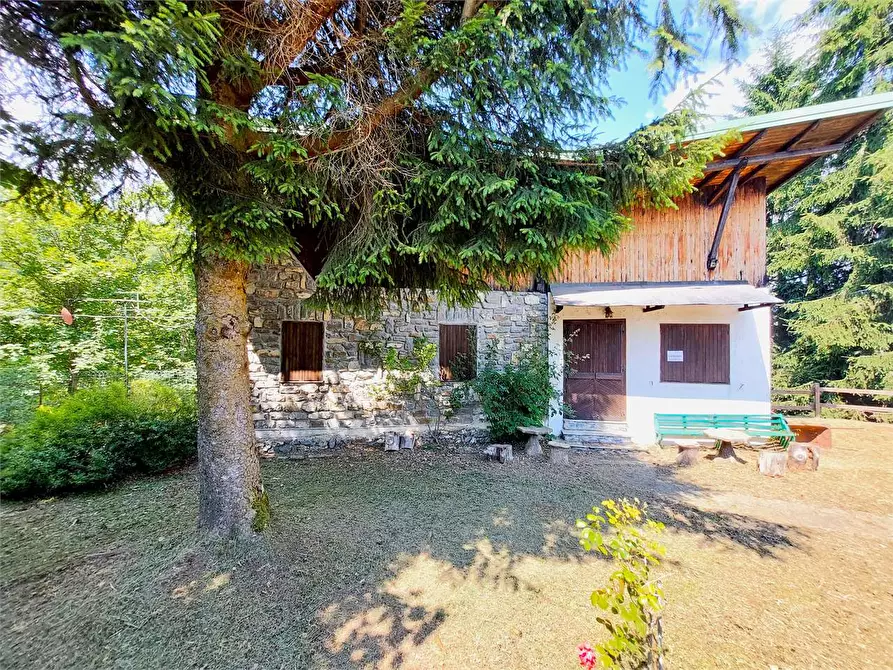 Immagine 1 di Casa indipendente in vendita  in Località San Bernardo  a Mendatica