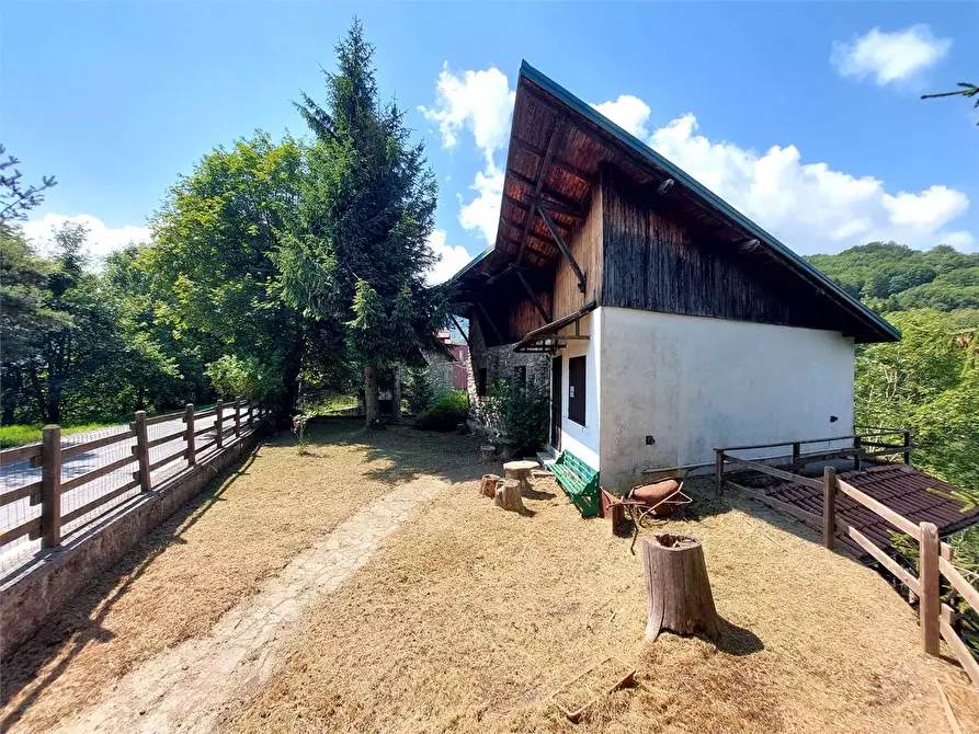 Immagine 2 di Casa indipendente in vendita  in Località San Bernardo  a Mendatica