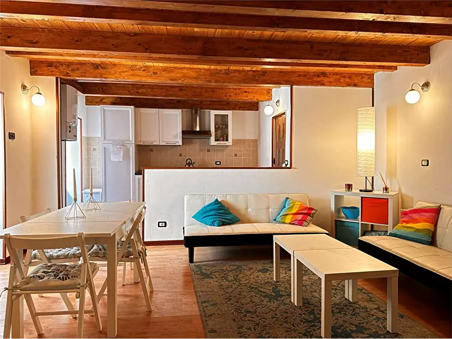 Immagine 2 di Casa indipendente in vendita  in Via Ottano  26 a Pornassio