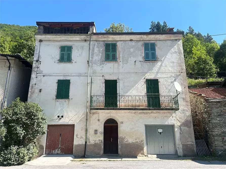 Immagine 1 di Appartamento in vendita  in Frazione Ponte di Nava  a Ormea