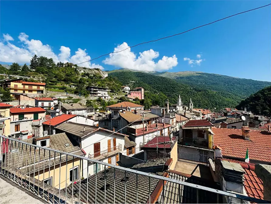 Immagine 1 di Casa indipendente in vendita  in Via Palestro 2 a Ormea