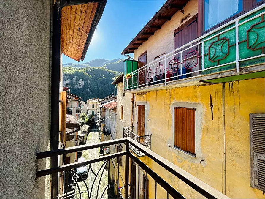 Immagine 2 di Appartamento in vendita  in Via San Giovanni  a Ormea