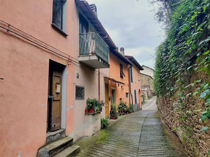 Immagine 1 di Casa indipendente in vendita  in Via San Giuseppe a Pieve Di Teco