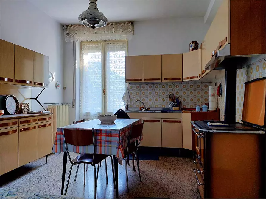 Immagine 6 di Casa indipendente in vendita  in Viale Cagna 6 a Ormea