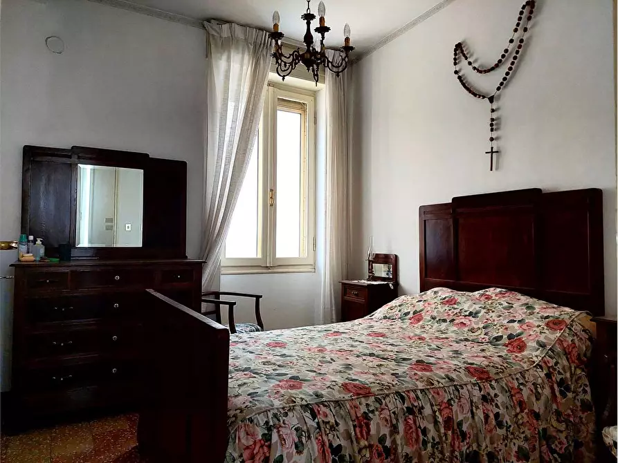 Immagine 10 di Casa indipendente in vendita  in Viale Cagna 6 a Ormea