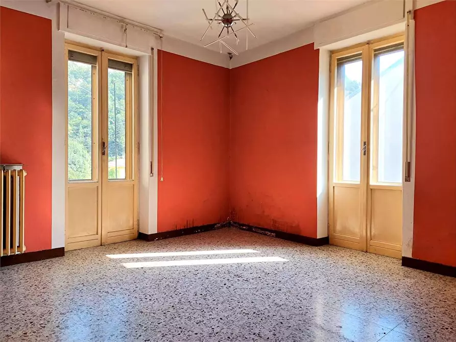 Immagine 19 di Casa indipendente in vendita  in Viale Cagna 6 a Ormea