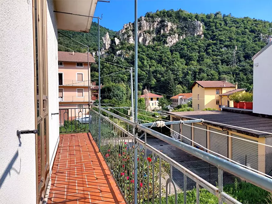 Immagine 20 di Casa indipendente in vendita  in Viale Cagna 6 a Ormea