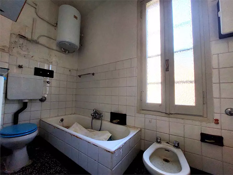 Immagine 25 di Casa indipendente in vendita  in Viale Cagna 6 a Ormea