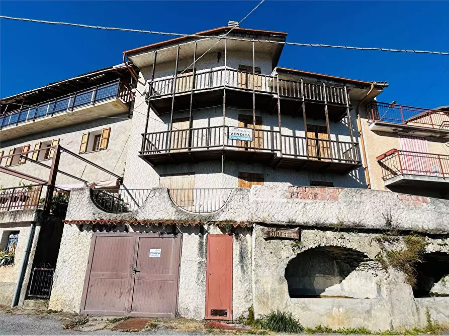 Immagine 1 di Casa indipendente in vendita  in Via San rocco 21 a Caprauna