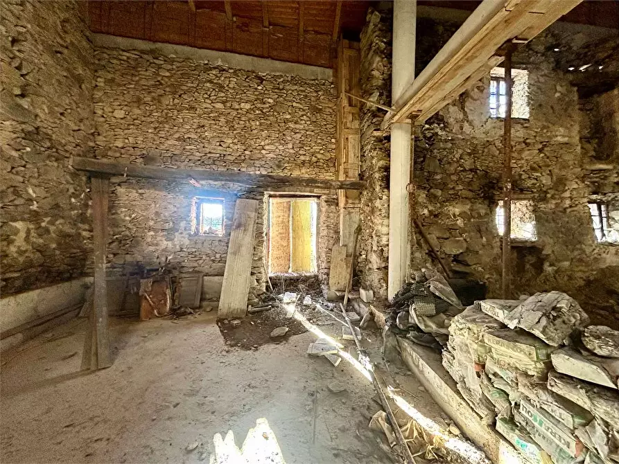 Immagine 8 di Rustico / casale in vendita  in Regione Sarezzo a Garessio