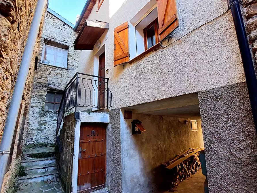 Immagine 2 di Casa indipendente in vendita  in Via Madonnetta 7 a Mendatica