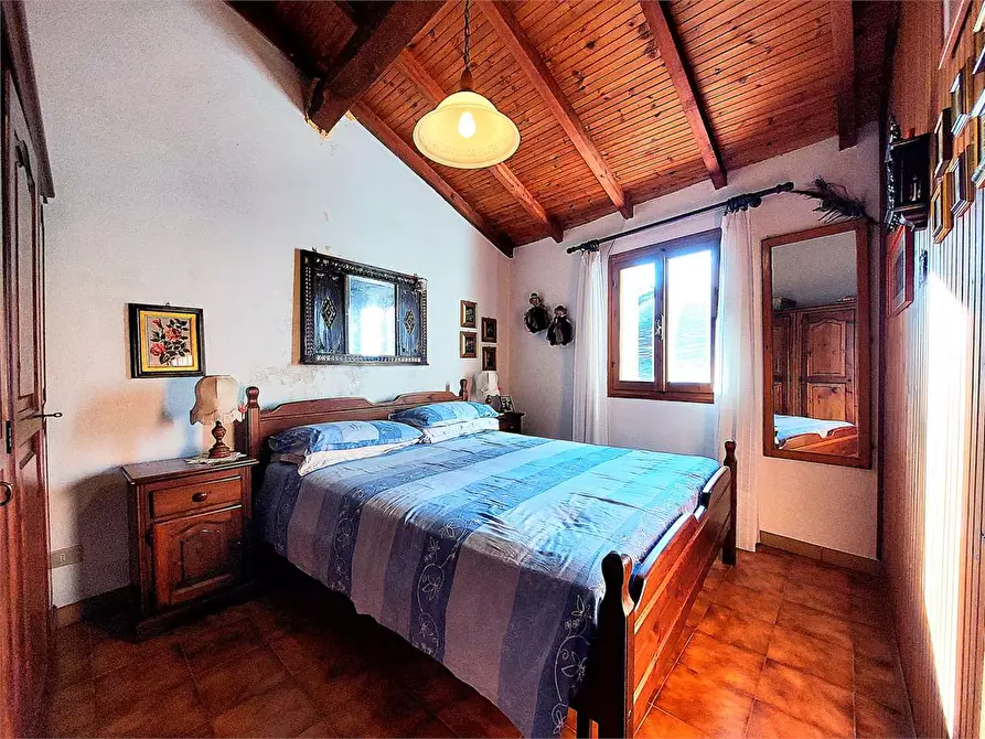 Immagine 9 di Casa indipendente in vendita  in Via Madonnetta 7 a Mendatica