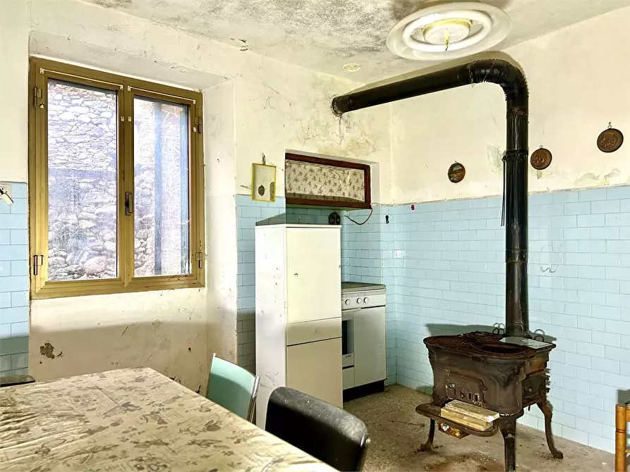 Immagine 1 di Rustico / casale in vendita  in Ponte di Nava 98 a Ormea