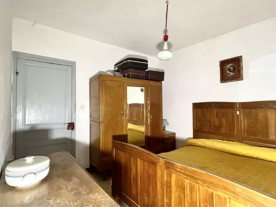 Immagine 11 di Rustico / casale in vendita  in Ponte di Nava 98 a Ormea