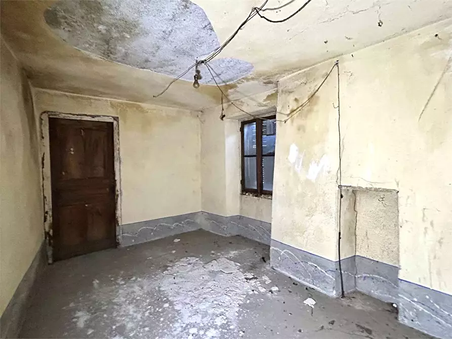 Immagine 10 di Rustico / casale in vendita  in Via Aleramo 10 a Ormea