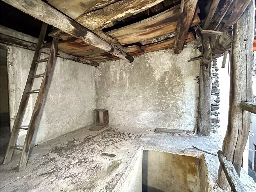 Immagine 13 di Rustico / casale in vendita  in Via Aleramo 10 a Ormea