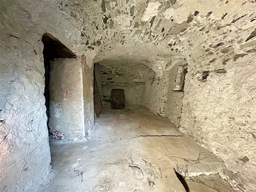 Immagine 23 di Rustico / casale in vendita  in Via Aleramo 10 a Ormea