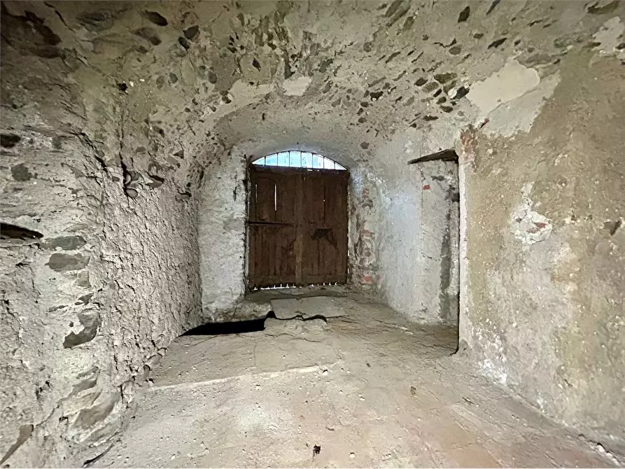 Immagine 25 di Rustico / casale in vendita  in Via Aleramo 10 a Ormea