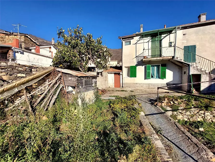 Immagine 15 di Appartamento in vendita  in Via Poggio 23 a Rezzo