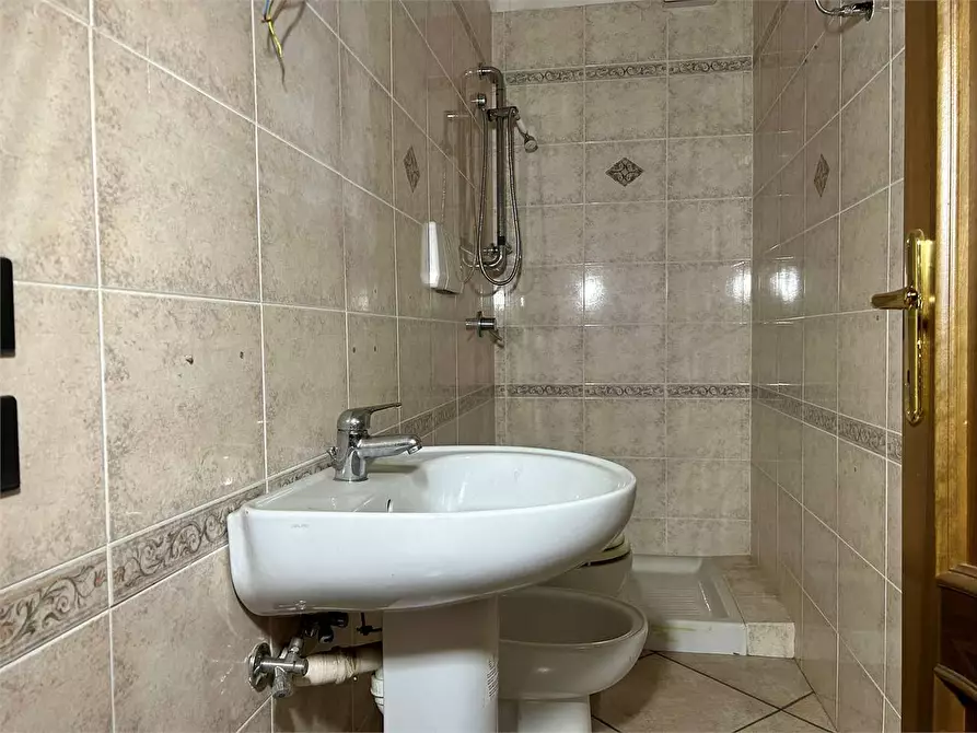 Immagine 22 di Appartamento in vendita  in Via Roma  118 a Ormea