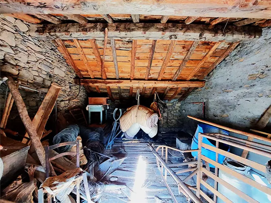 Immagine 8 di Rustico / casale in vendita  in Località Pigheugia a Mendatica