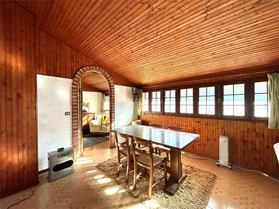 Immagine 8 di Appartamento in vendita  in Viale Novaro 80 a Ormea