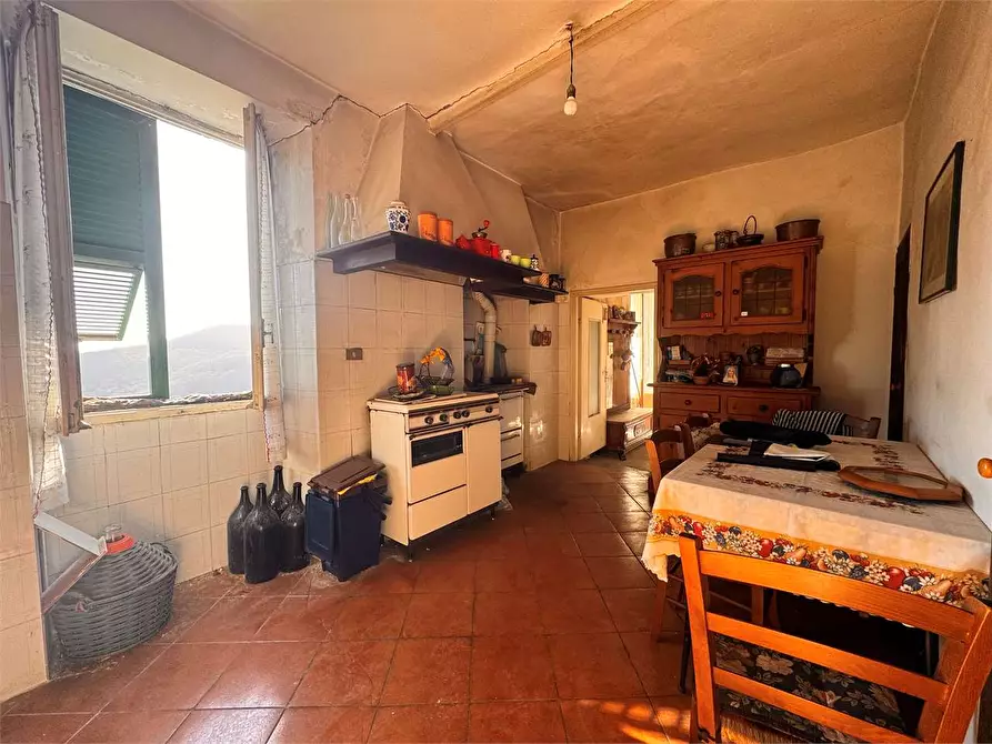 Immagine 3 di Appartamento in vendita  in Piazza Castello  1 a Lucinasco