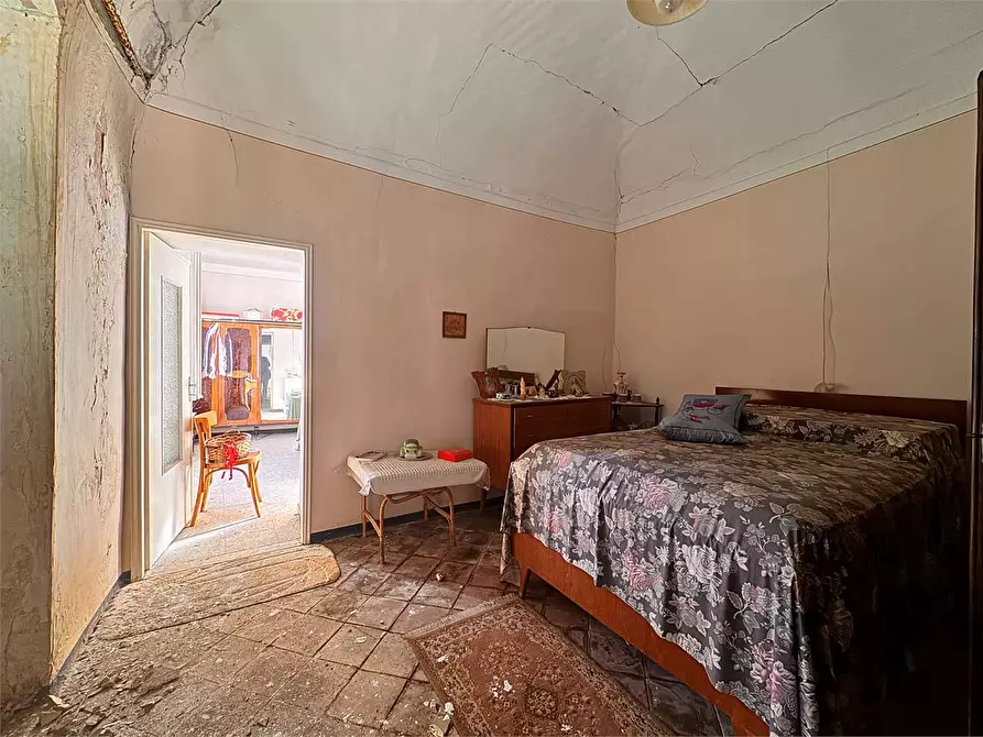 Immagine 36 di Appartamento in vendita  in Piazza Castello  1 a Lucinasco