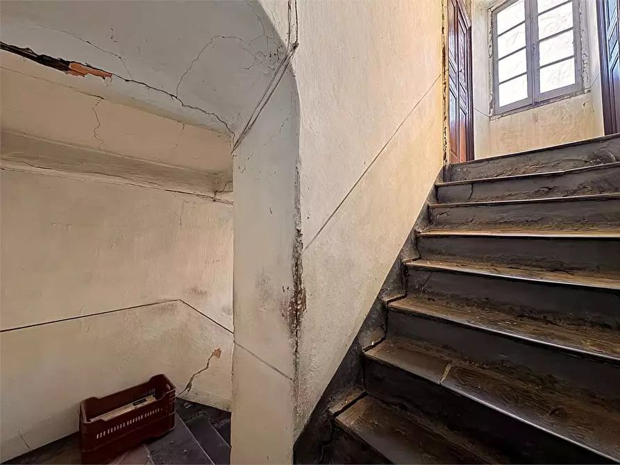 Immagine 18 di Appartamento in vendita  in Piazza Castello  1 a Lucinasco