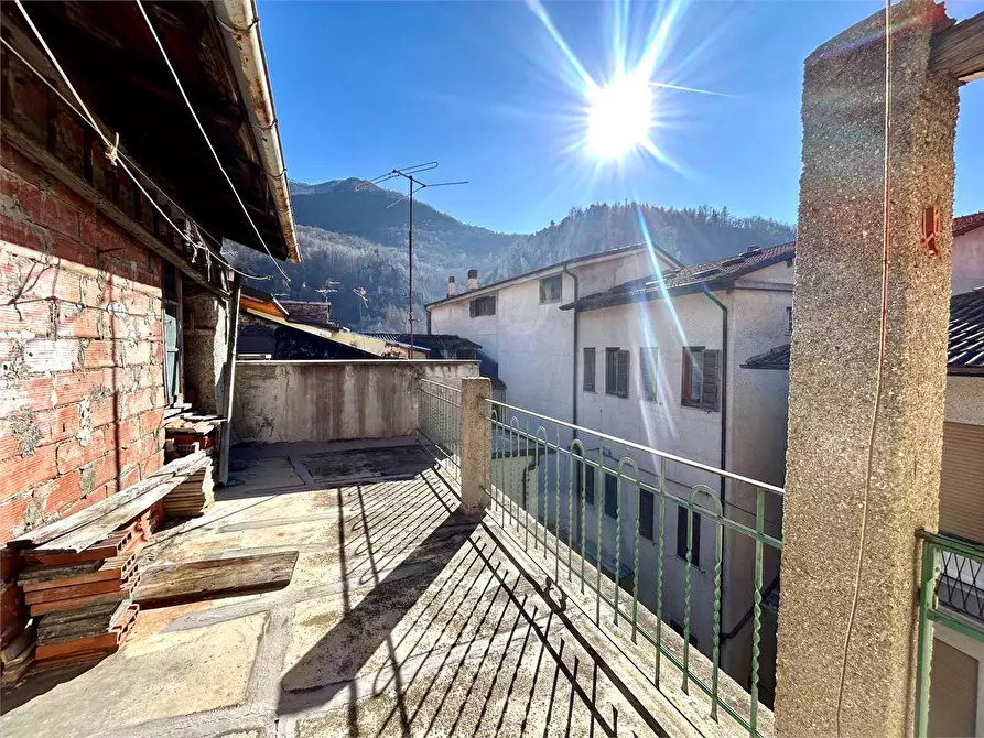 Immagine 3 di Casa indipendente in vendita  in Via Madonna degli Angeli  12 a Ormea